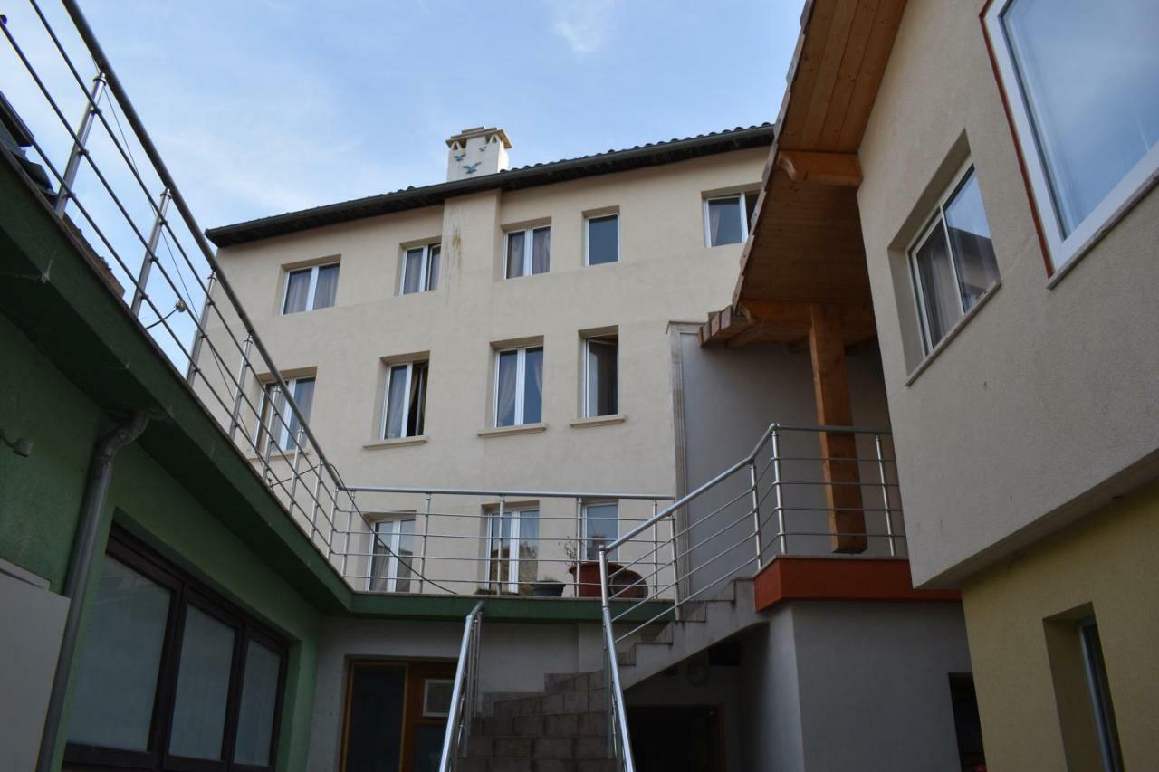 Hotel Le Sauvage Tournus Exterior photo